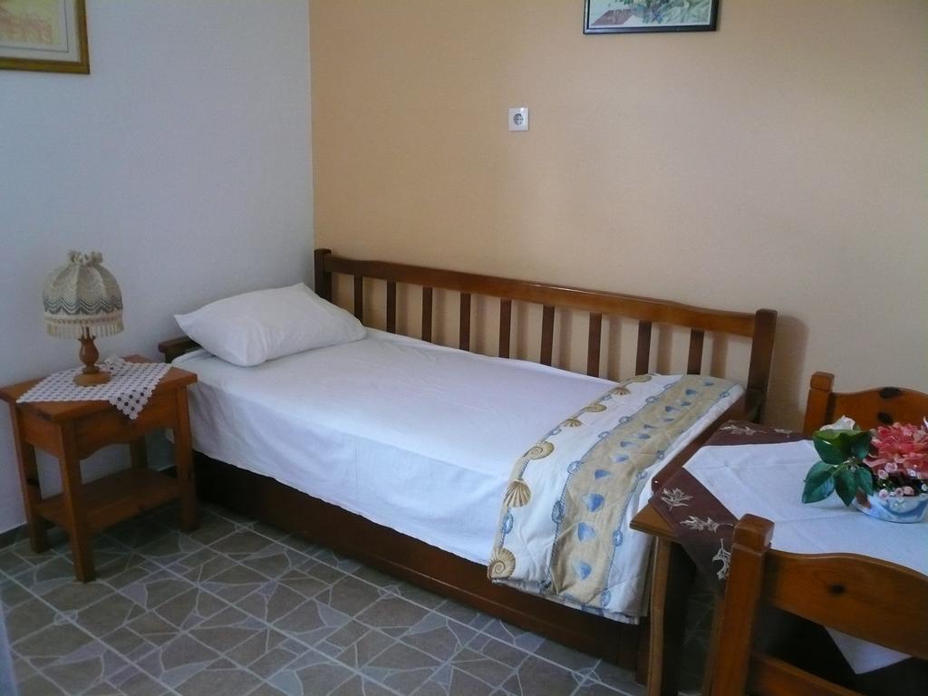 Liossis Rooms & Apartments Skopelos Zimmer foto