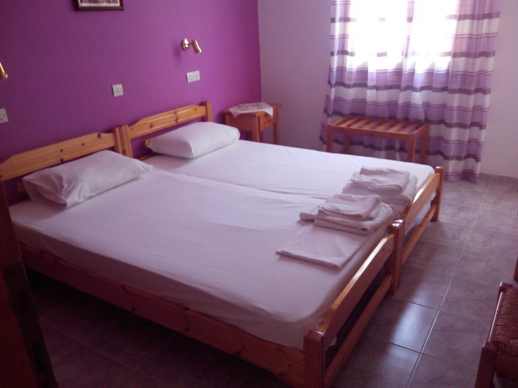 Liossis Rooms & Apartments Skopelos Exterior foto