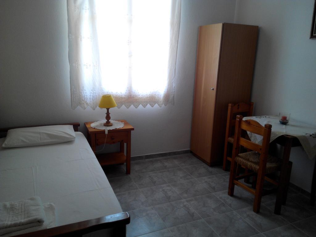 Liossis Rooms & Apartments Skopelos Exterior foto